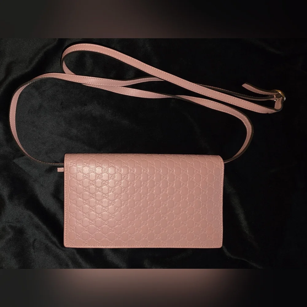 Pre-loved GUCCI Light Pink Crossbody - Picture 7 of 9